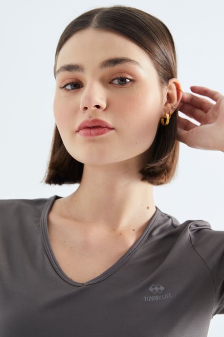 Damen schlichtes V-Ausschnitt Kurzarm-T-Shirt - Image 3