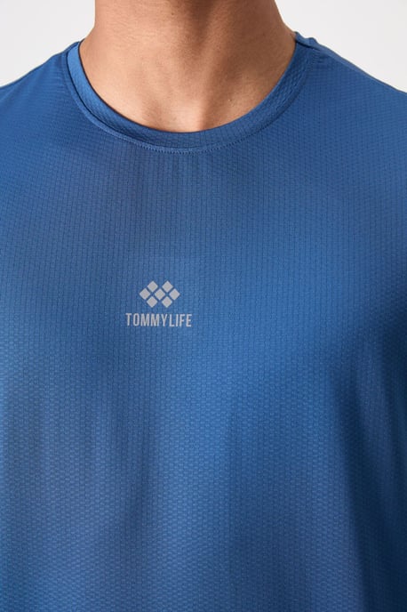 Herren T-Shirt mit Logo-Patch und kurzen Ärmeln - Image 4