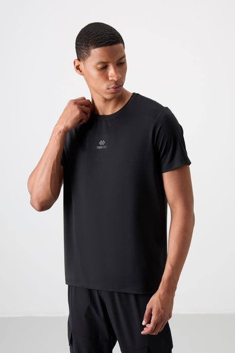 Herren T-Shirt mit Logo-Patch und kurzen Ärmeln - Image 1