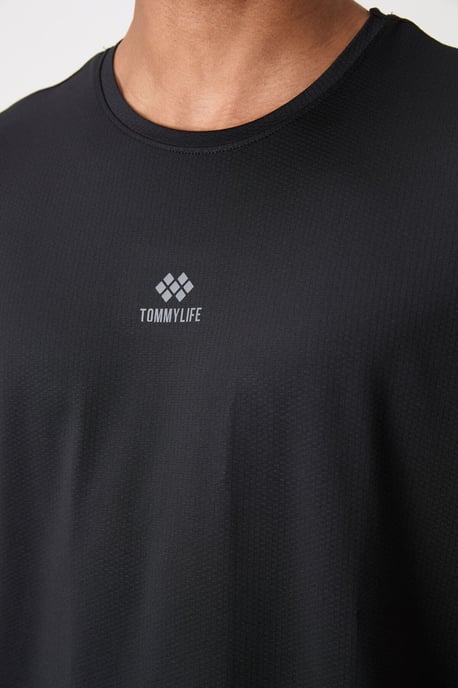 Herren T-Shirt mit Logo-Patch und kurzen Ärmeln - Image 3