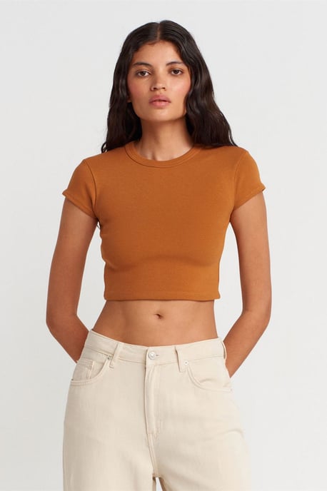 Damen Slim Fit Crop Crew Neck T-Shirt - Image 3