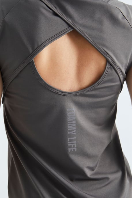 Damen T-Shirt mit kurzen Ärmeln und Rundhalsausschnitt - Image 6