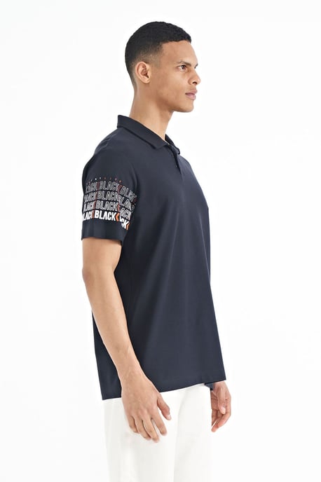 Herren Baumwoll Polo-Kragen Bedrucktes T-Shirt - Image 5