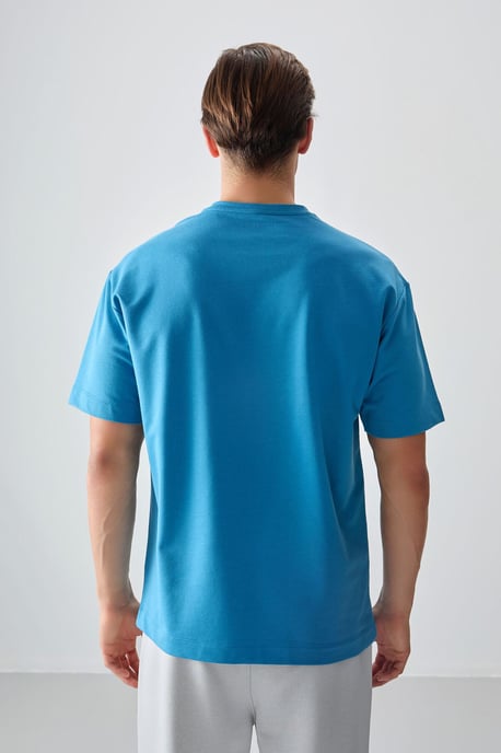 Übergroßes Rundhals-T-Shirt - Image 5