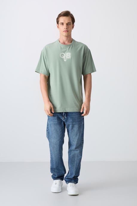 Übergrößtes T-Shirt mit bedrucktem Logo und Rundhalsausschnitt - Image 2