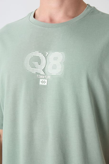 Übergrößtes T-Shirt mit bedrucktem Logo und Rundhalsausschnitt - Image 3