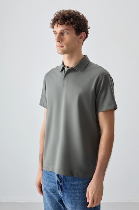 Oversized Polo-Kragen T-Shirt - Image 5
