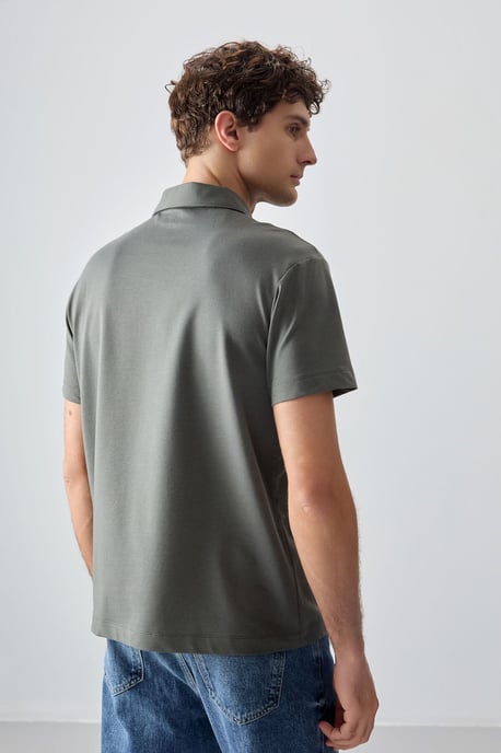 Oversized Polo-Kragen T-Shirt - Image 6