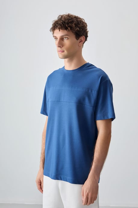 Übergroßes Rundhals-T-Shirt - Image 3