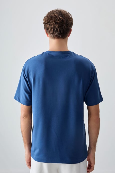 Übergroßes Rundhals-T-Shirt - Image 5