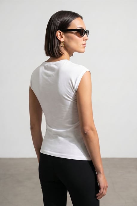 Ärmelloses Baumwoll-T-Shirt für Damen mit Bindedetail am Rundhals - Image 2