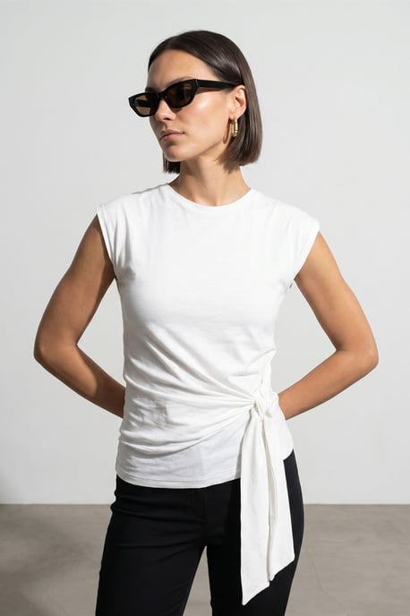 Ärmelloses Baumwoll-T-Shirt für Damen mit Bindedetail am Rundhals - Image 4