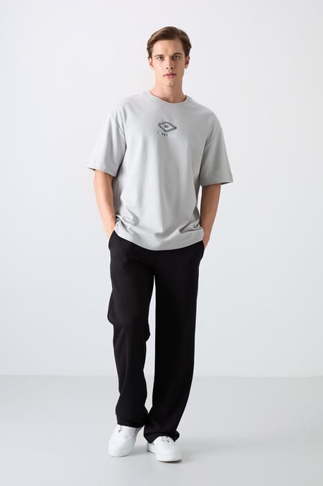 Übergröße Baumwoll-Mischung Logo T-Shirt - Image 2