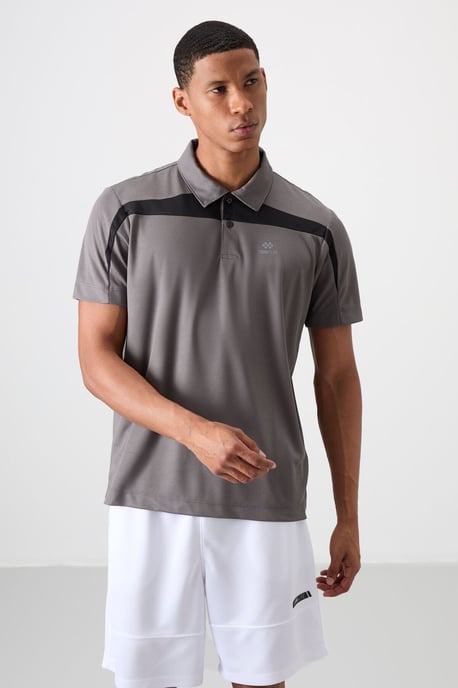 Herren Polo-Shirt mit Farbblockierung - Image 4