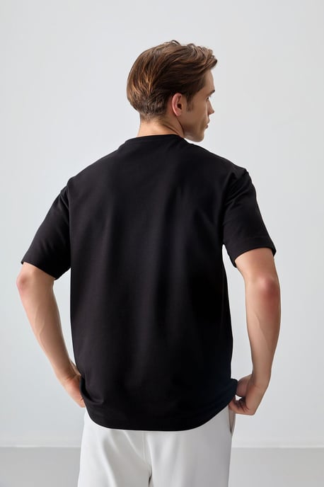 Übergroßes Rundhals-T-Shirt - Image 5