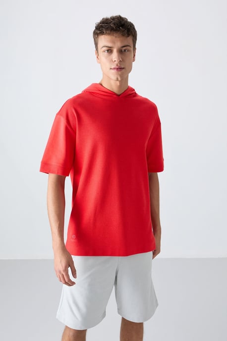 Übergroßes Kapuzen-T-Shirt mit kurzen Ärmeln - Image 4