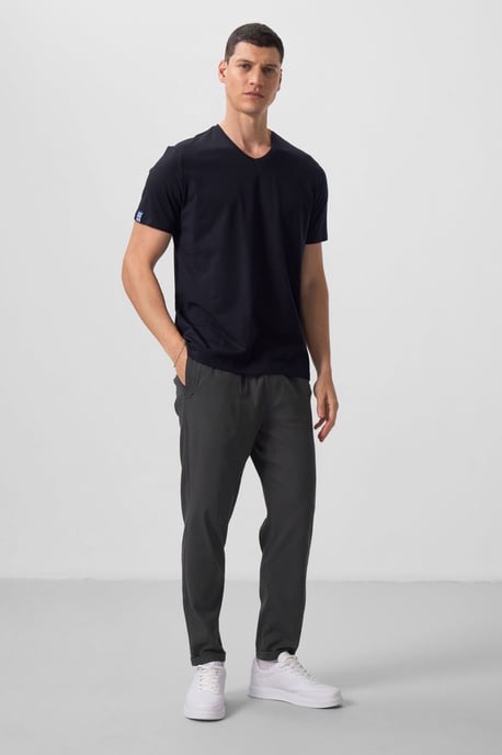 Herren V-Ausschnitt Kurzarm T-Shirt - Image 3