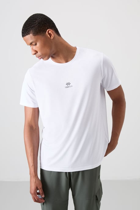 Herren T-Shirt mit Logo-Patch und kurzen Ärmeln - Image 4
