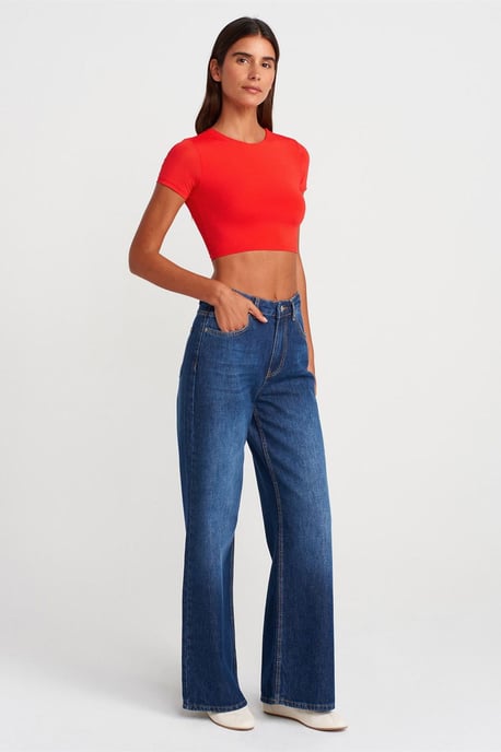 Damen Slim Fit Crop T-Shirt - Image 4