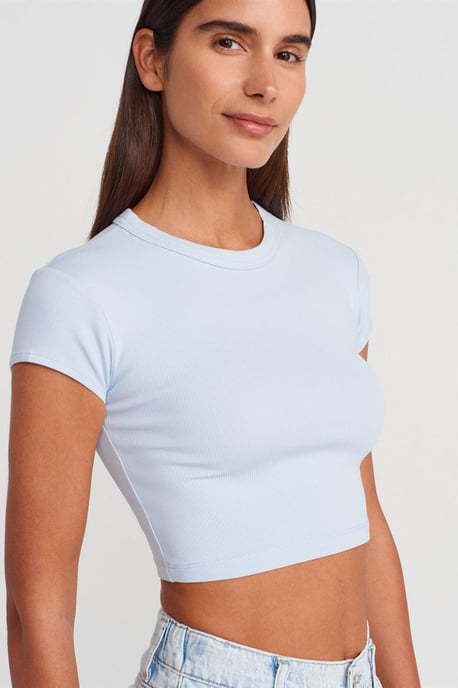 Damen Slim Fit Kurzarm-Crewneck-T-Shirt - Image 1