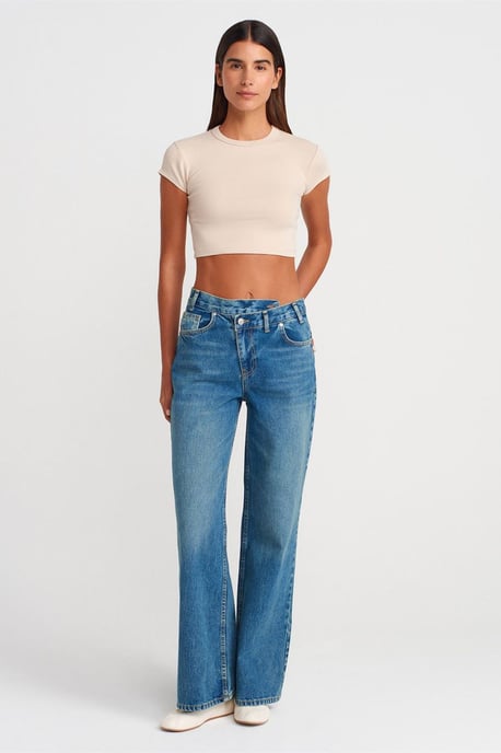Damen Slim Fit Crop Crew-Neck T-Shirt - Image 4