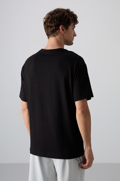 Oversized Logo-Patch Rundhalsausschnitt T-Shirt - Image 5