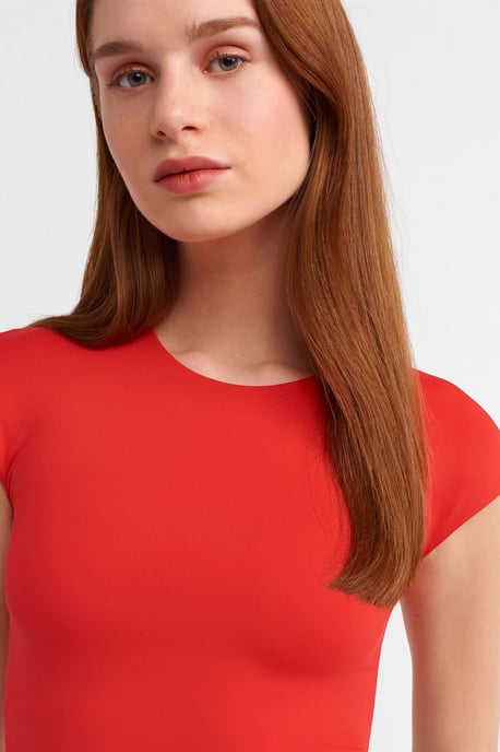 Damen Slim Fit Rundhalsausschnitt T-Shirt - Image 4