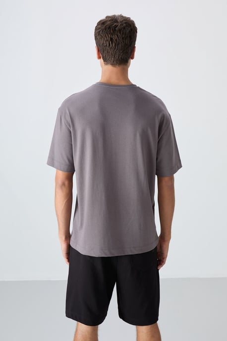 Übergroßes Logo-Print Rundhals-T-Shirt - Image 5