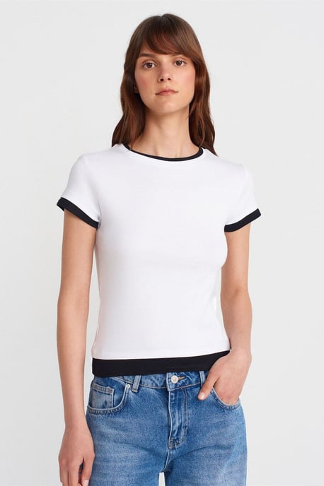 Damen Slim Fit Baumwolle Rundhals T-Shirt - Image 1