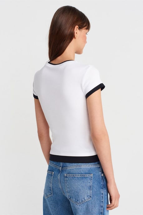 Damen Slim Fit Baumwolle Rundhals T-Shirt - Image 2