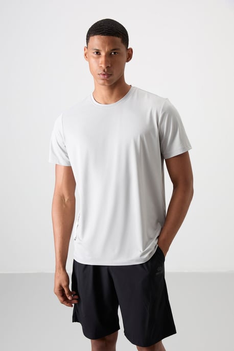 Herren T-Shirt in Regular Fit mit Rundhalsausschnitt - Image 4