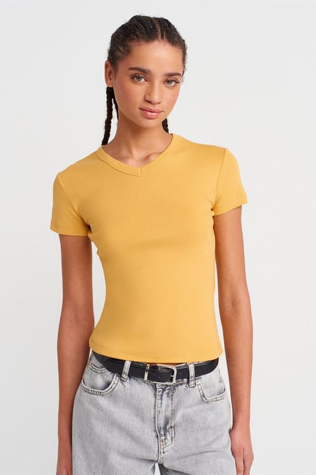 Slim Fit Baumwoll V-Neck T-Shirt - Image 1