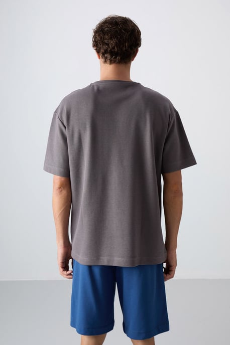 Übergrößen Baumwollmischung Rundhalsausschnitt T-Shirt mit Tasche - Image 5
