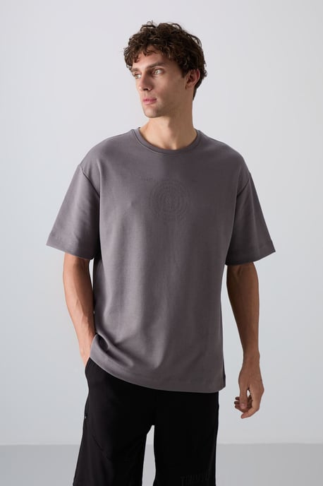 Übergroßes Baumwoll-Mix Rundhalsausschnitt T-Shirt - Image 1