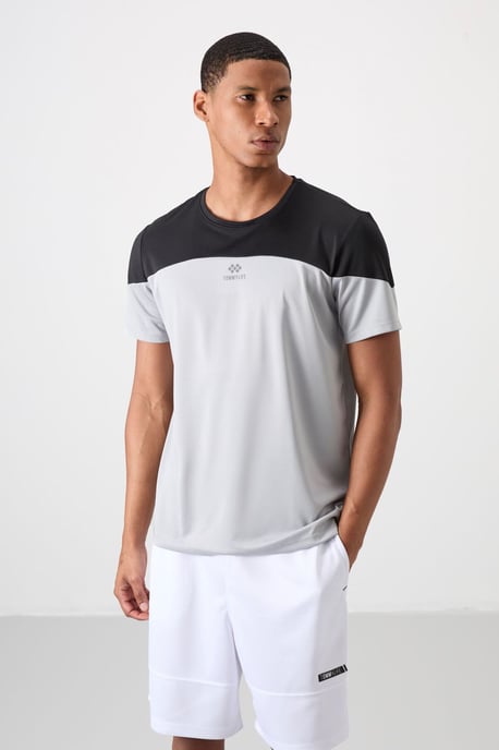Herren T-Shirt mit Farbblockierung und Rundhalsausschnitt - Image 4