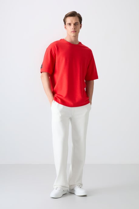 Herren Oversized Crew-Neck T-Shirt mit Patch - Image 2