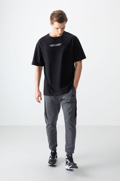 Übergrößen Baumwoll-Logo-T-Shirt - Image 2