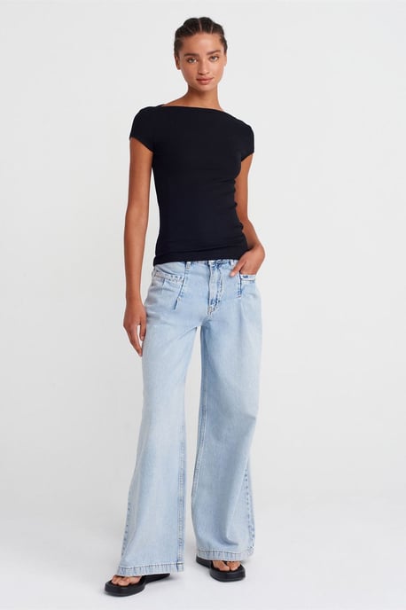 Damen Rippstrick Boot-Ausschnitt Slim Fit T-Shirt - Image 4