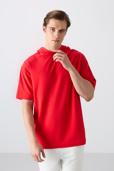 Übergroßes Kapuzen-T-Shirt mit kurzen Ärmeln - Image 4