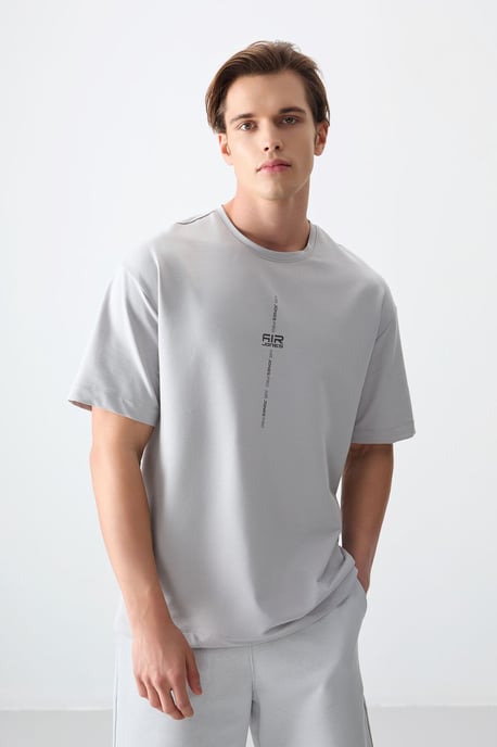Übergröße Bedrucktes Rundhals-T-Shirt - Image 1