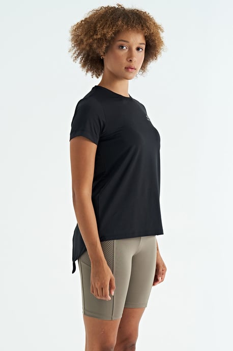 Damen entspanntes Rundhals-T-Shirt mit seitlichen Schlitzen - Image 4