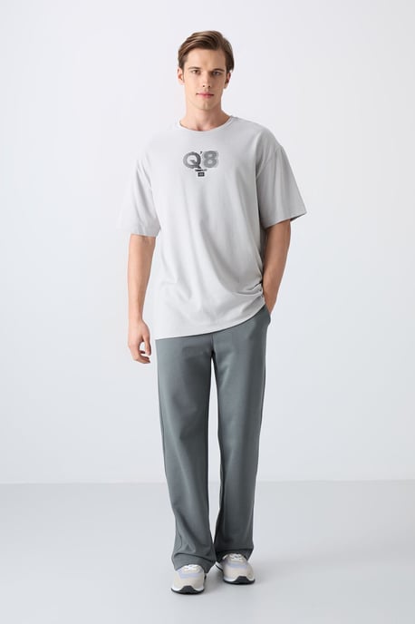 Übergroßes T-Shirt mit bedrucktem Logo und Rundhalskragen - Image 2