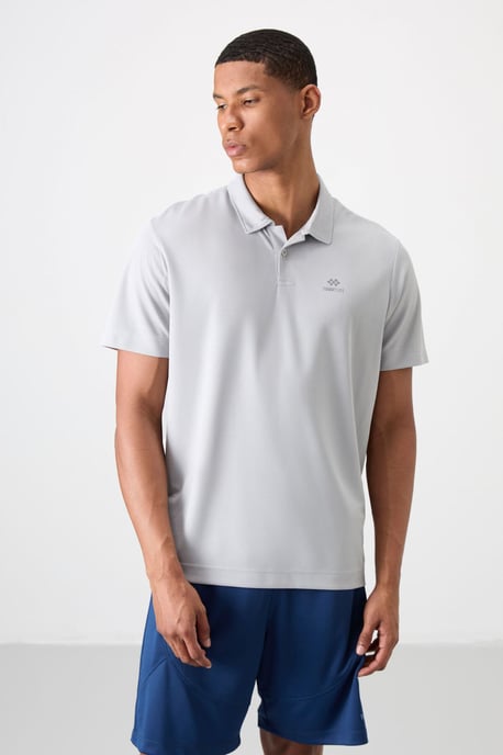 Herren Poloshirt mit Logostickerei - Image 3