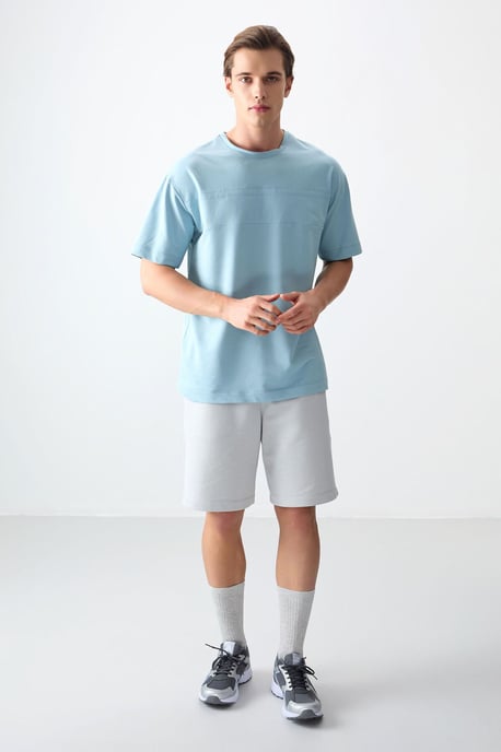 Übergroßes Rundhals-T-Shirt - Image 5