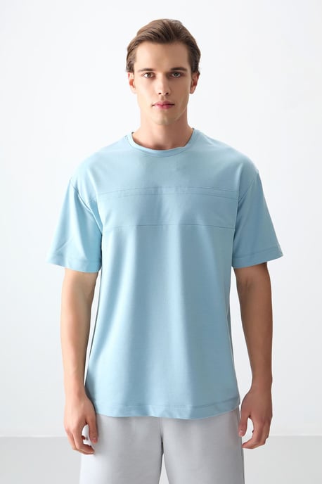 Übergroßes Rundhals-T-Shirt - Image 6