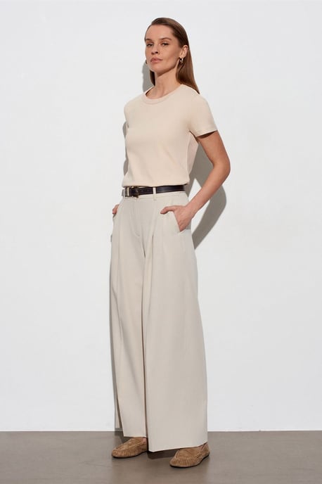 Damen T-Shirt mit Rundhalsausschnitt - Image 4