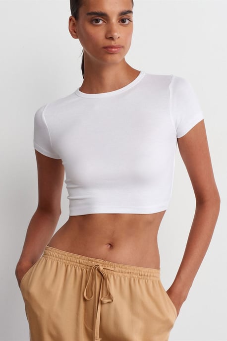 Damen Slim-Fit Cropped Crew Neck T-Shirt - Image 5