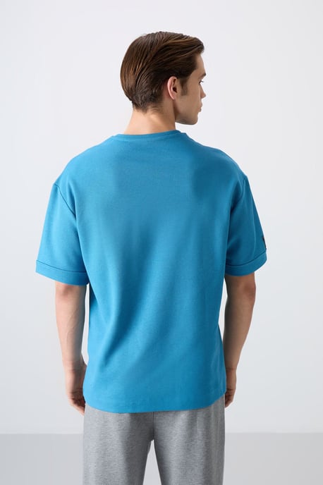 Herren Oversized Rundhals T-Shirt mit Patch - Image 5