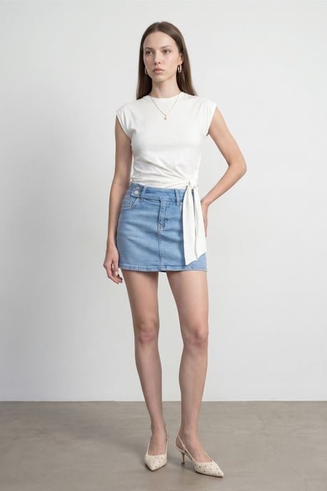 Ärmelloses Damen-Cotton Crew Neck T-Shirt mit Bindedetail - Image 1