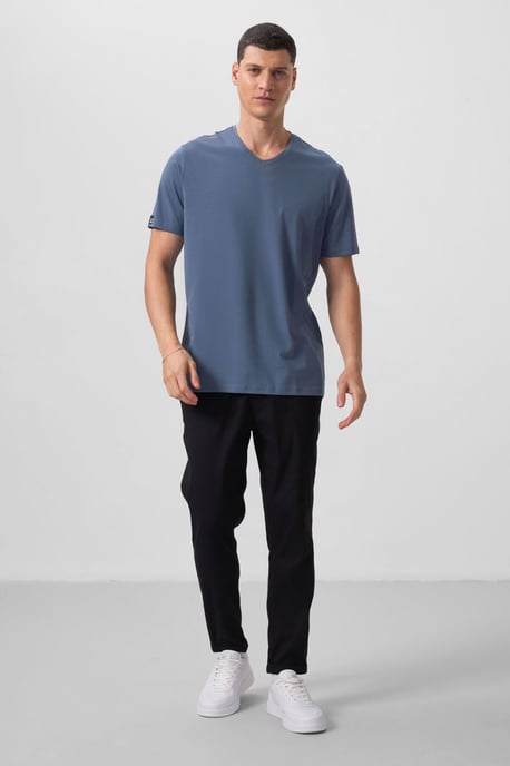 Herren V-Ausschnitt Kurzarm T-Shirt - Image 3